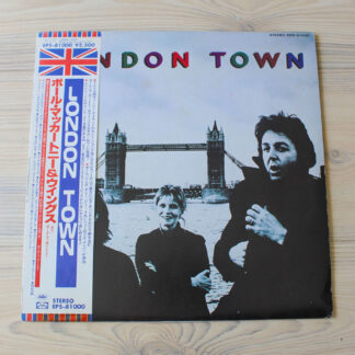 Vinilo Wings / Wings - London Town (1ª Ed. 1978, Japón)